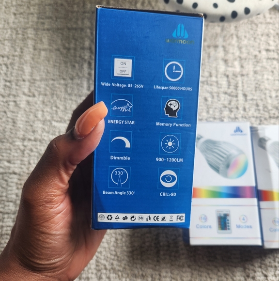 Warmoon Color-Changing LED Bulbs (3 Bulbs) - Picture 3 of 9